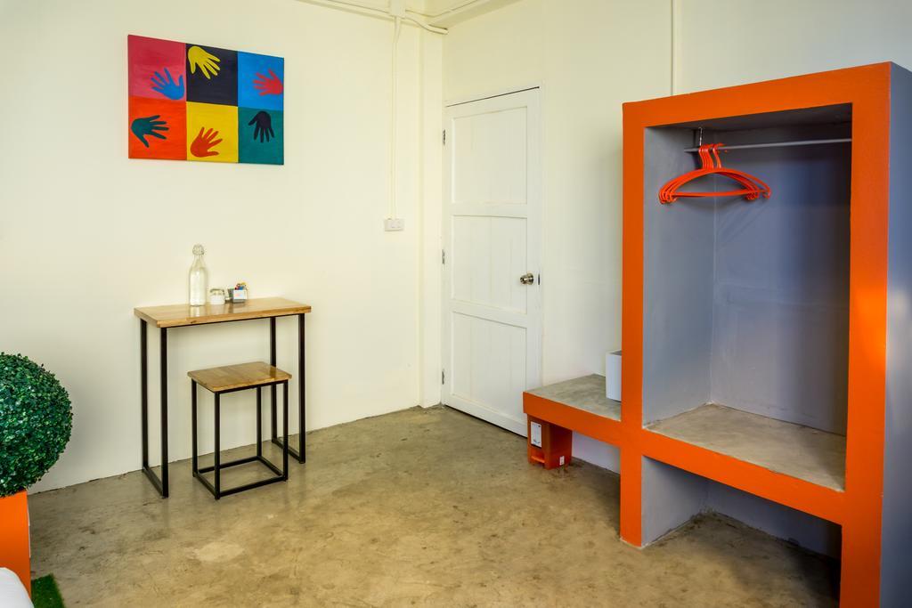 Love Cnx Guesthouse Chiang Mai Exterior photo