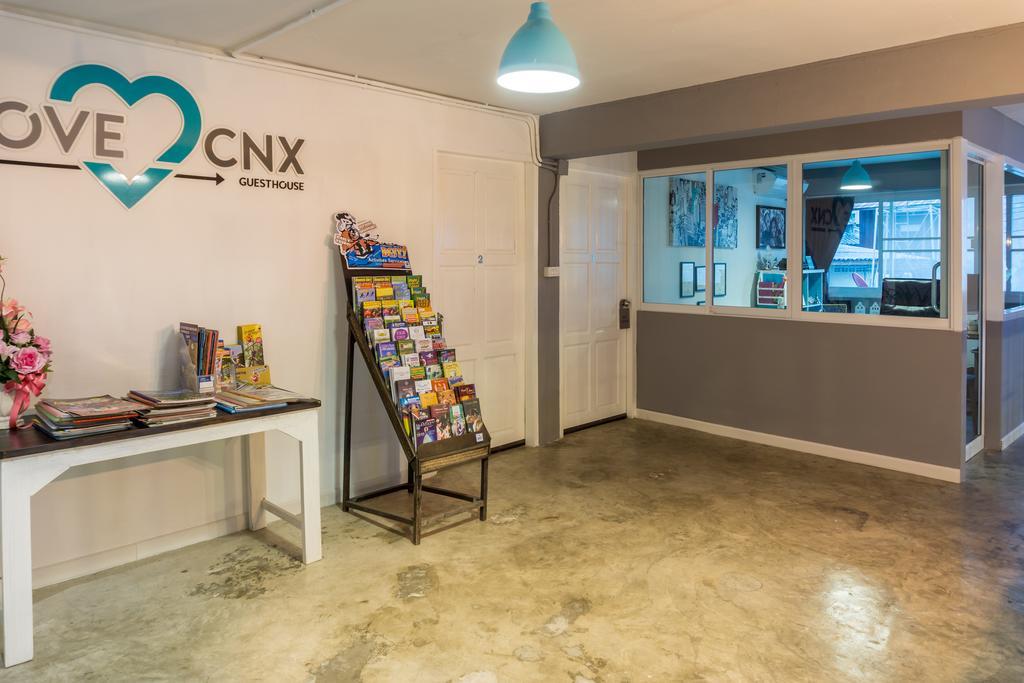 Love Cnx Guesthouse Chiang Mai Exterior photo