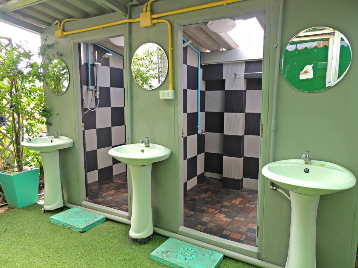 Love Cnx Guesthouse Chiang Mai Exterior photo